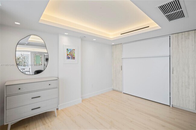 Building Photo - 2401 Collins Ave