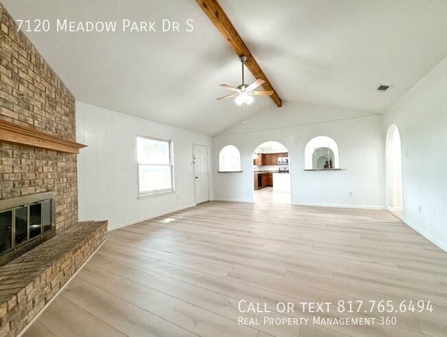 Building Photo - Freshly updated North Richland Hills home ...
