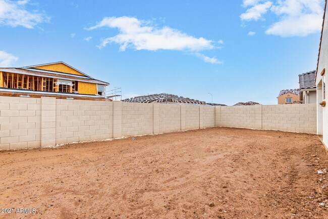 Building Photo - 8755 W Solano Dr