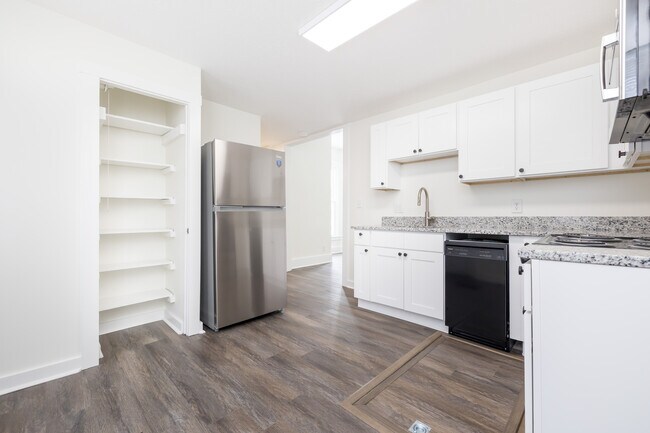 Building Photo - Detroit