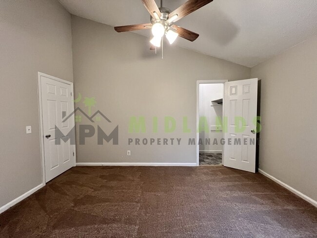 Building Photo - 204 S Cromwell St