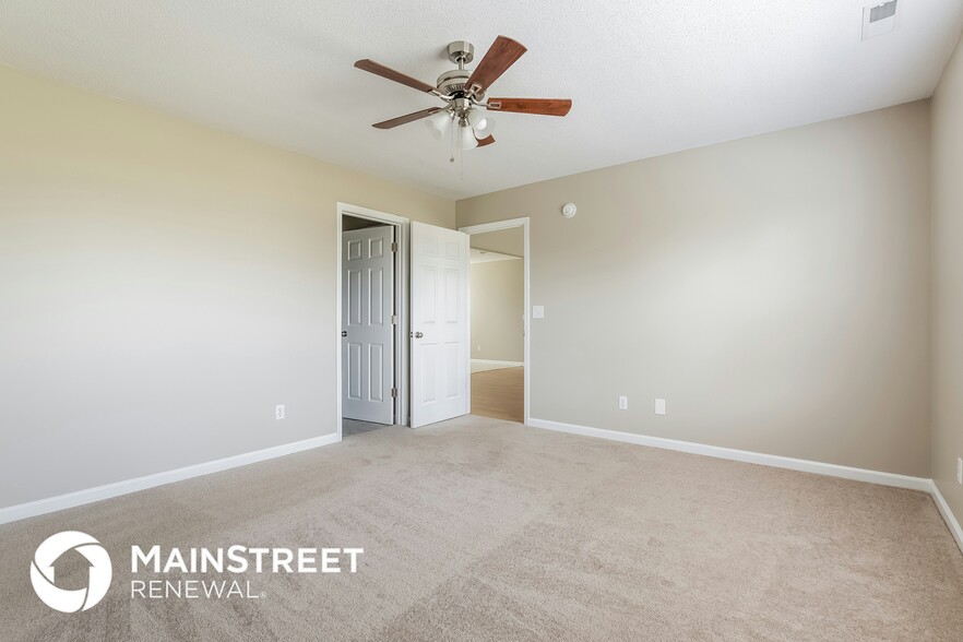 Building Photo - 330 Needham Blvd