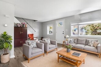 Building Photo - 57 Terrace Ave