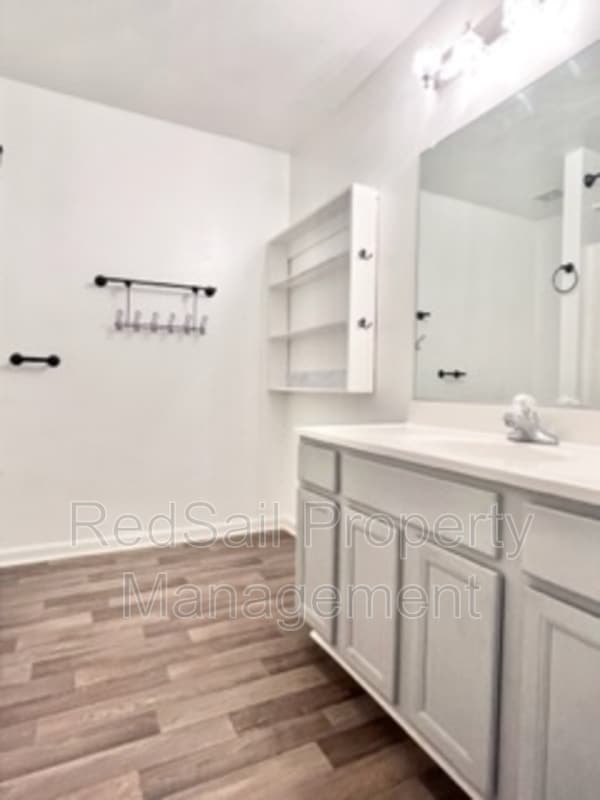 Building Photo - 3707 Latimer Cir