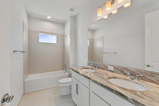 Building Photo - 12680 Nautilus Cir