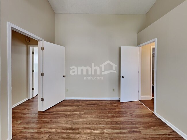 Building Photo - 5095 Algean Dr