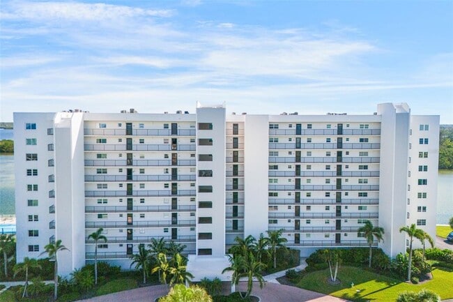 Building Photo - 9397 Midnight Pass Rd