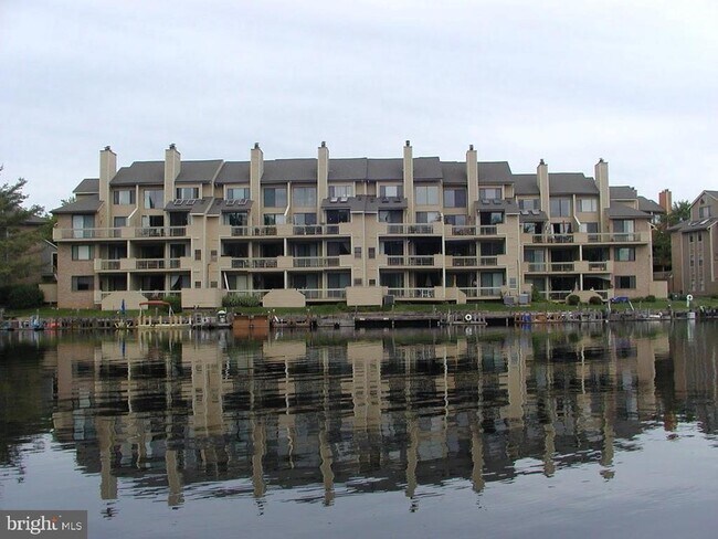 Building Photo - 11242 Harbor Ct