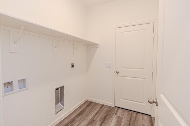 Building Photo - 6307 Highland Hts Dr