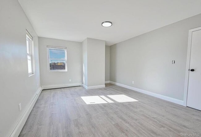 Building Photo - 137-22 Bedell St