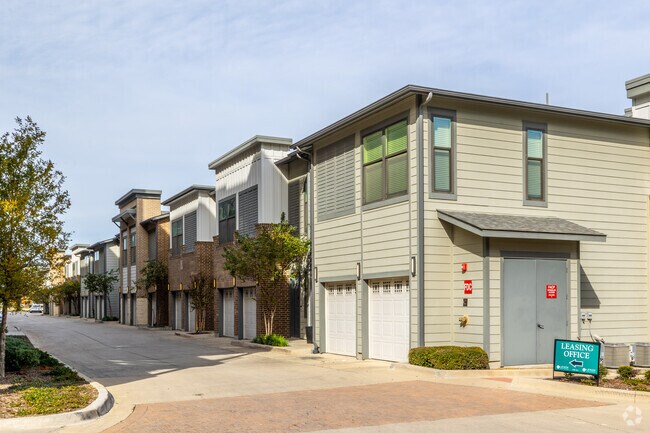 Garages - Maple (Maple + Denton)