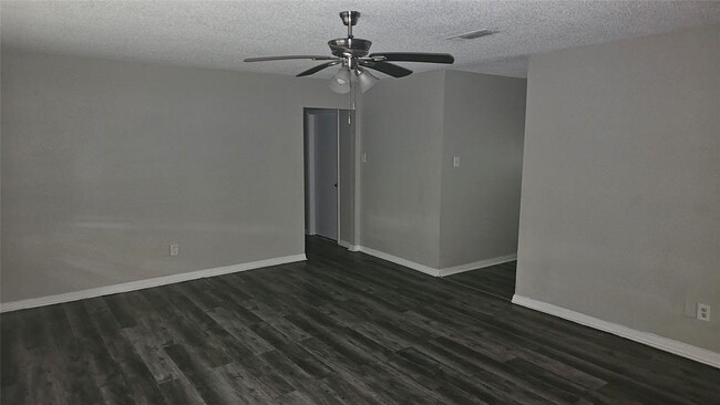 Building Photo - 5111 Scottwood Dr