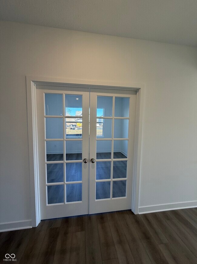 Building Photo - 6468 Tutelo Dr