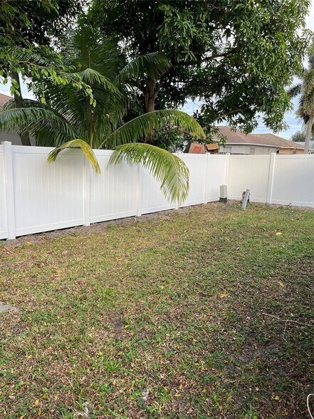 Building Photo - 5665 Boynton Cove Way