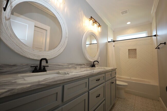 Building Photo - 3962 Buckhorn Ridge