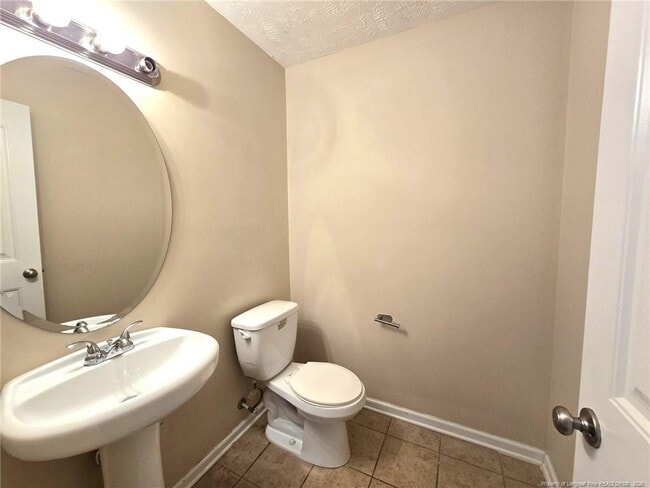 Building Photo - 5241 Goshawk Dr