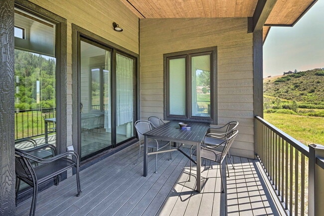 Building Photo - 30610 Boot Ct