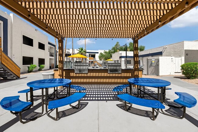 Building Photo - 8546 N 59th Ave