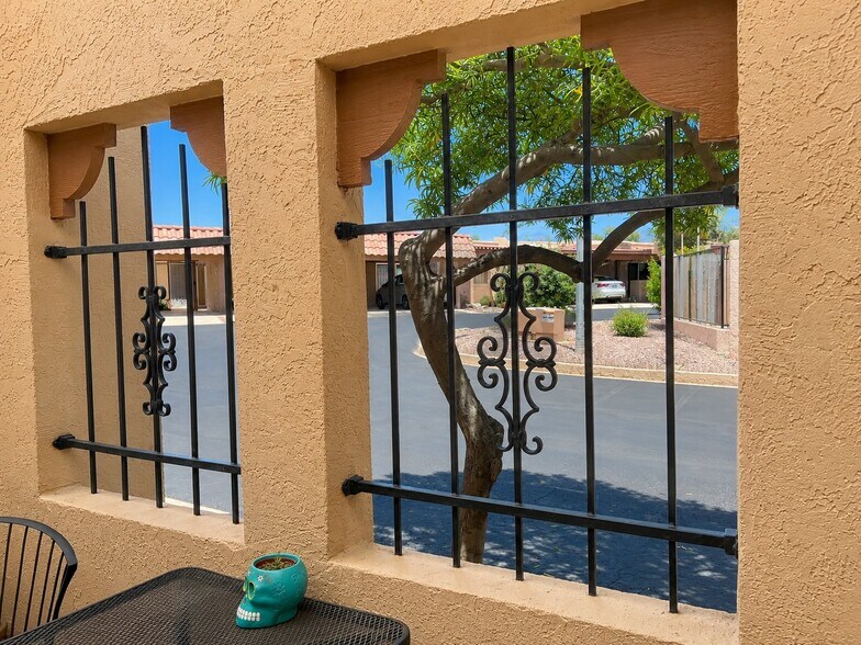 Building Photo - 6724 N Ocotillo Hermosa Cir