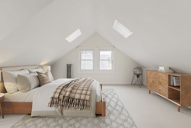 Building Photo - 29 Sherman St