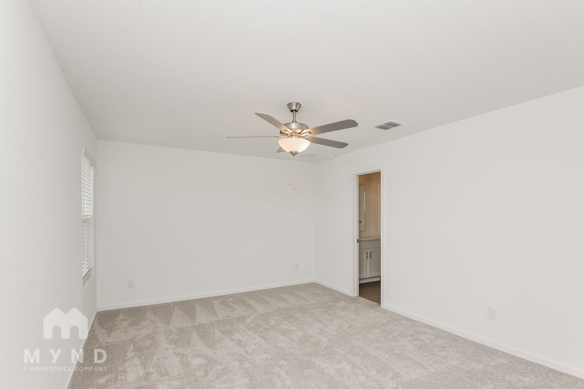 Building Photo - 2748 Mistwood Dr