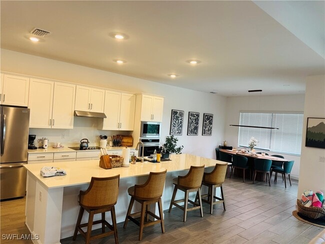 Building Photo - 10798 Timber Creek Dr