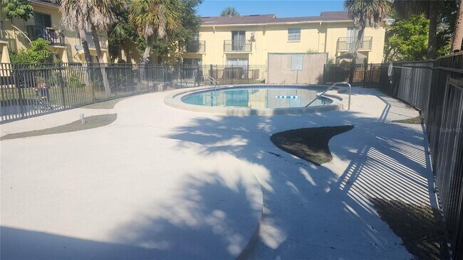 Building Photo - 7519 Dolonita Dr