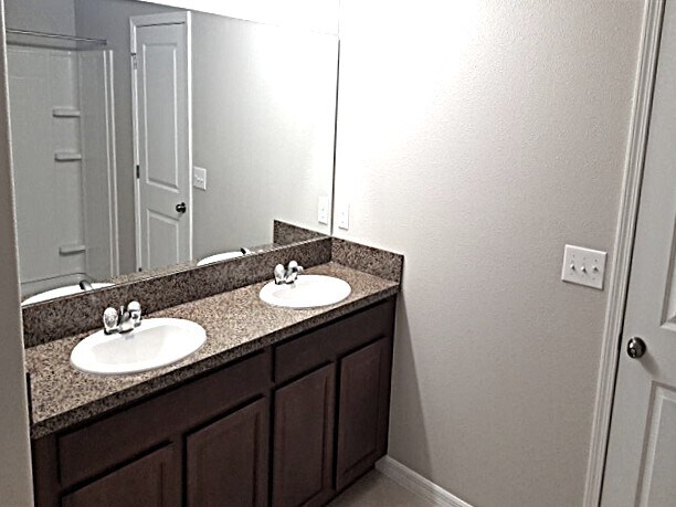 Building Photo - 10604 Fuzzy Cattail St