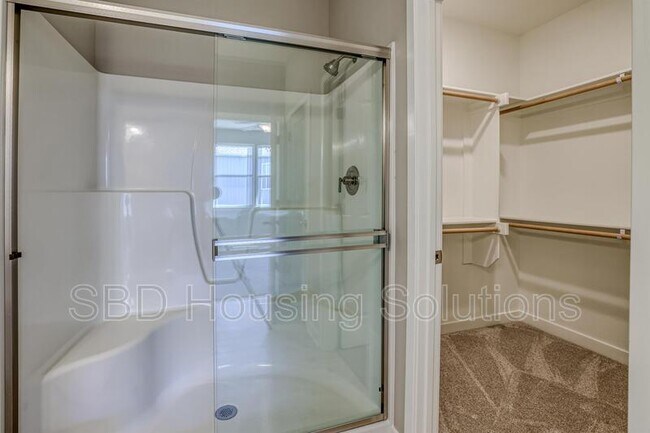 Building Photo - 27306 E Oak View Dr