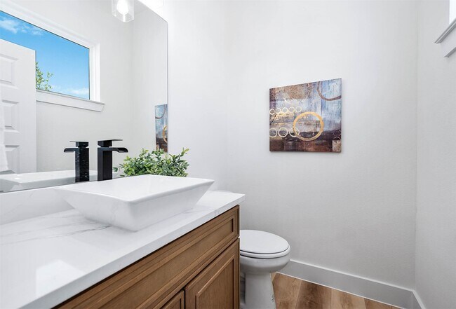 Building Photo - 3201 St Emanuel St