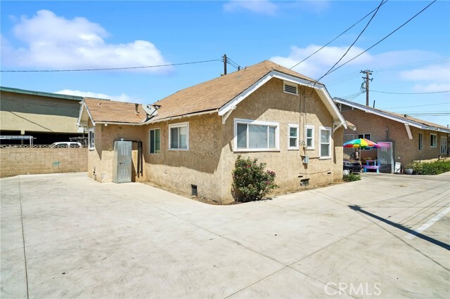 Building Photo - 12814 Benson Ave