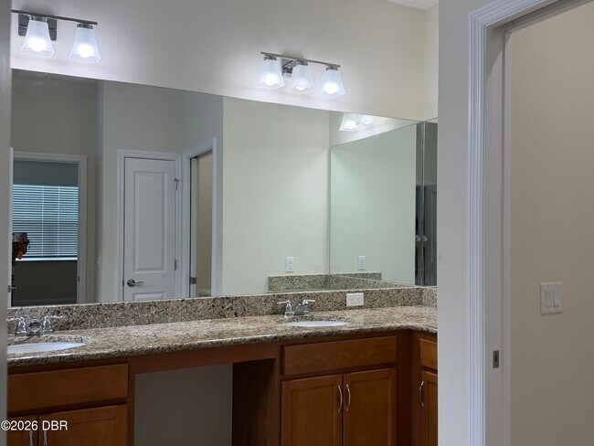 Building Photo - 229 Sandbar Ln