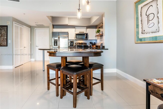 Building Photo - 7270 SW 88th St