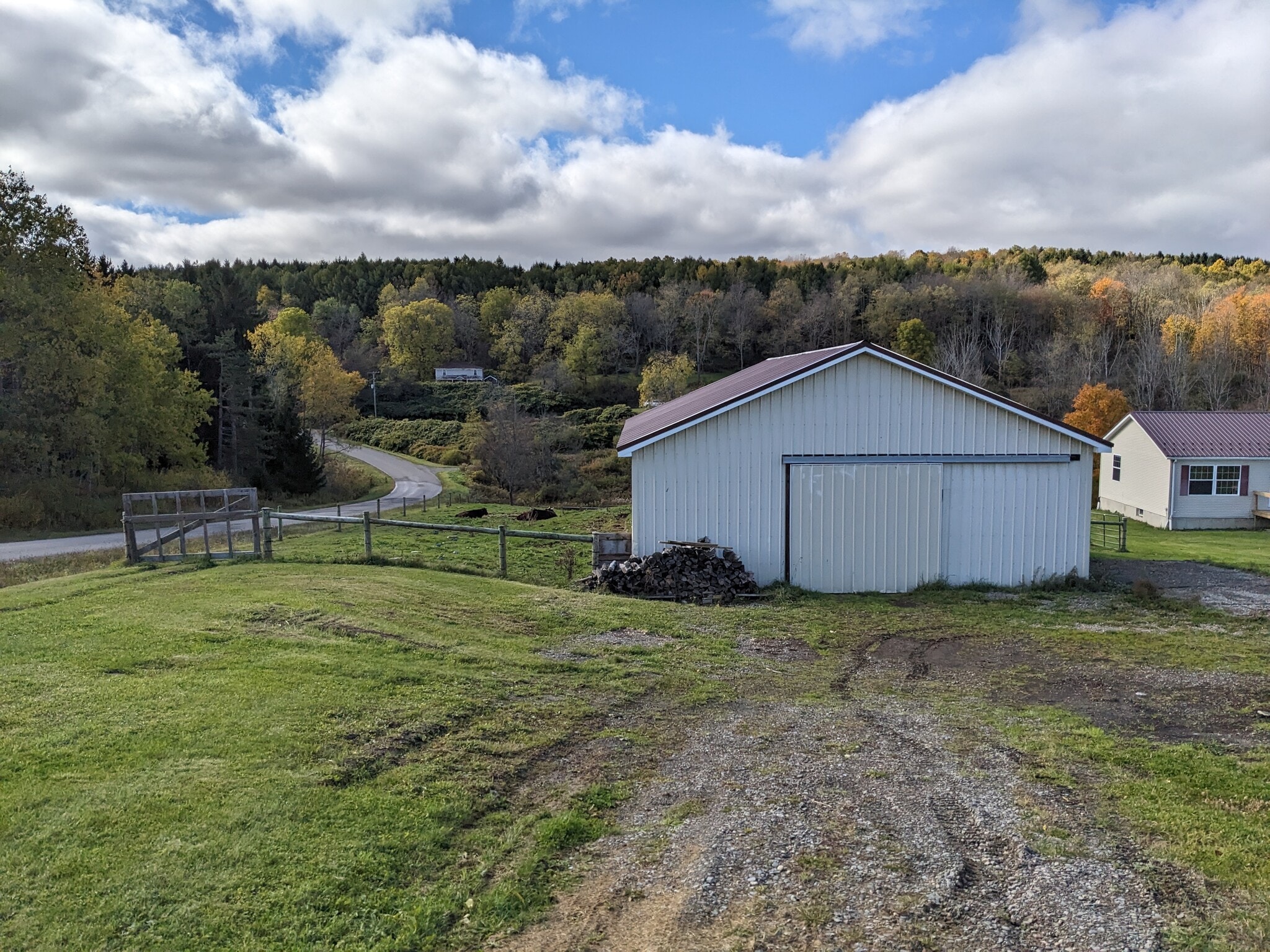 Building Photo - 10915 Roloson Rd