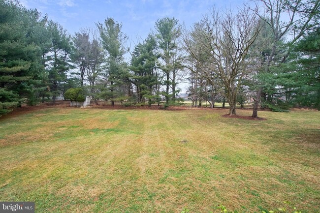 Building Photo - 10908 Barn Wood Ln