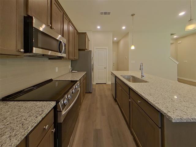 Building Photo - 5468 Sandstone Dr