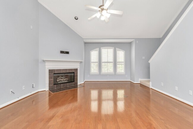 Building Photo - 2901 W Dallas St