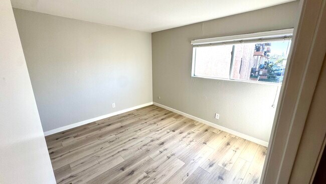 Building Photo - 6901 Alvarado Rd