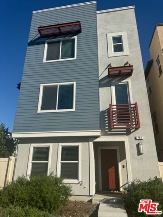 Building Photo - 782 Daniel Freeman Cir