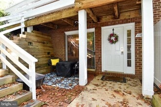 Building Photo - 11100 Beaver Trail Ct