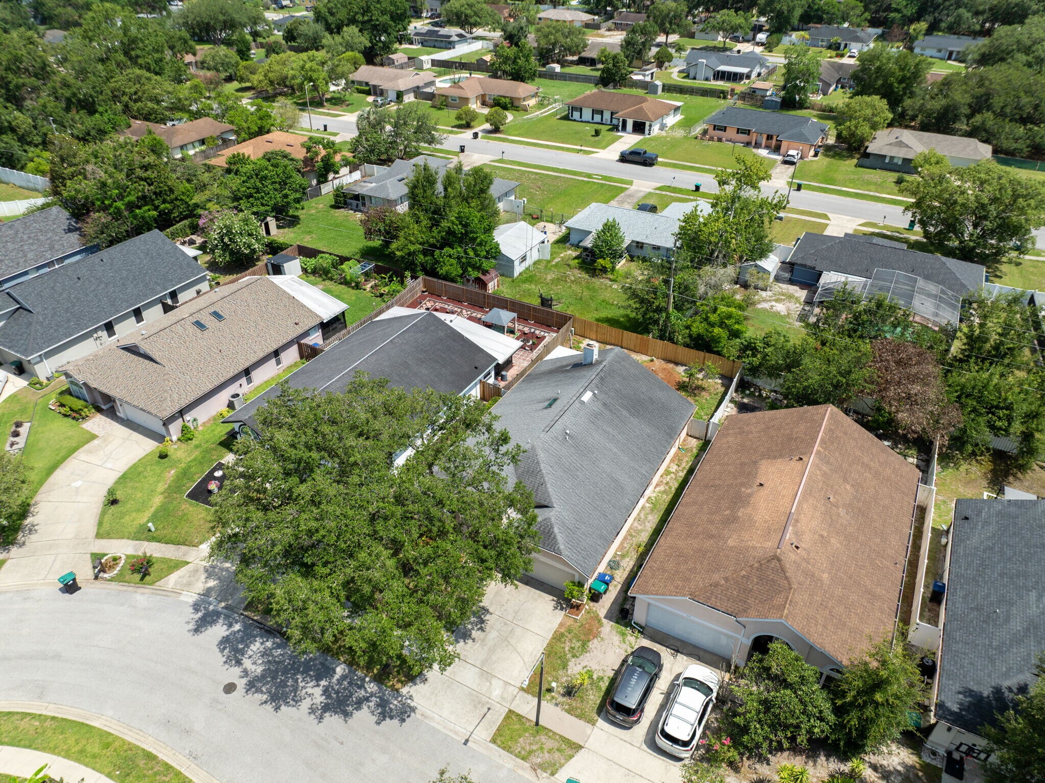 Building Photo - 8026 Waldorf Ct