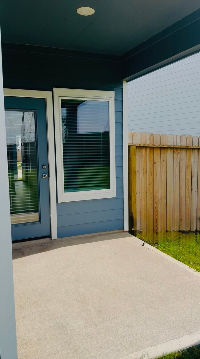 Building Photo - 2803 Lisburn Ter Ln