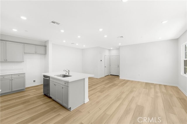 Building Photo - 4201 E Carmel Privado