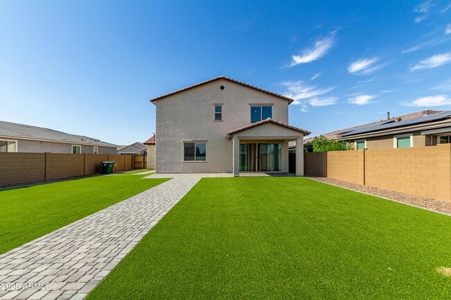 Building Photo - 17995 W Hilton Ave