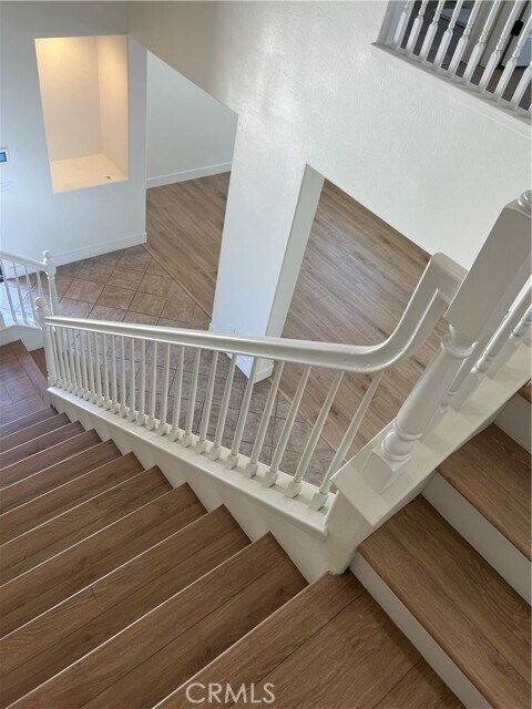 Building Photo - 12080 Scenic View Terrace