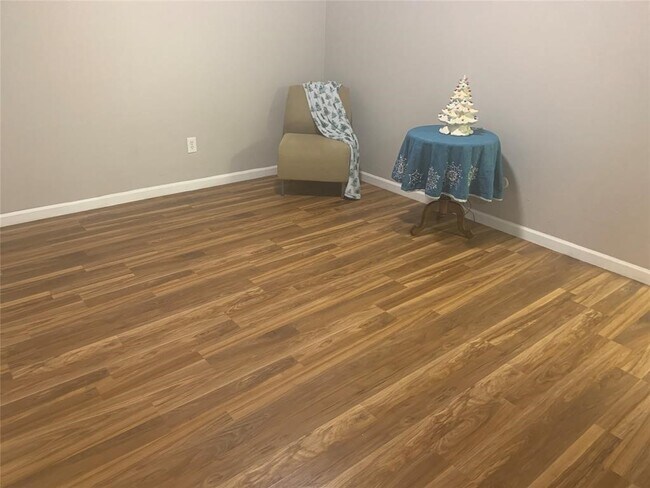 Building Photo - 6331 Lautrec Dr