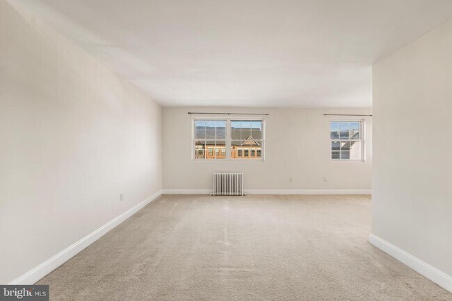 Building Photo - 5310 8th Rd S