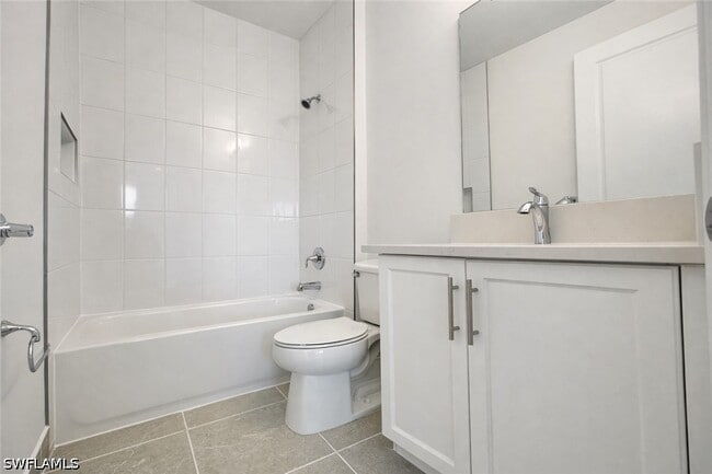 Building Photo - 12770 Woodbury Dr