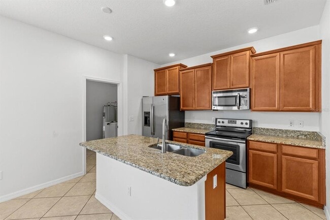 Building Photo - 13075 Calderdale Ave