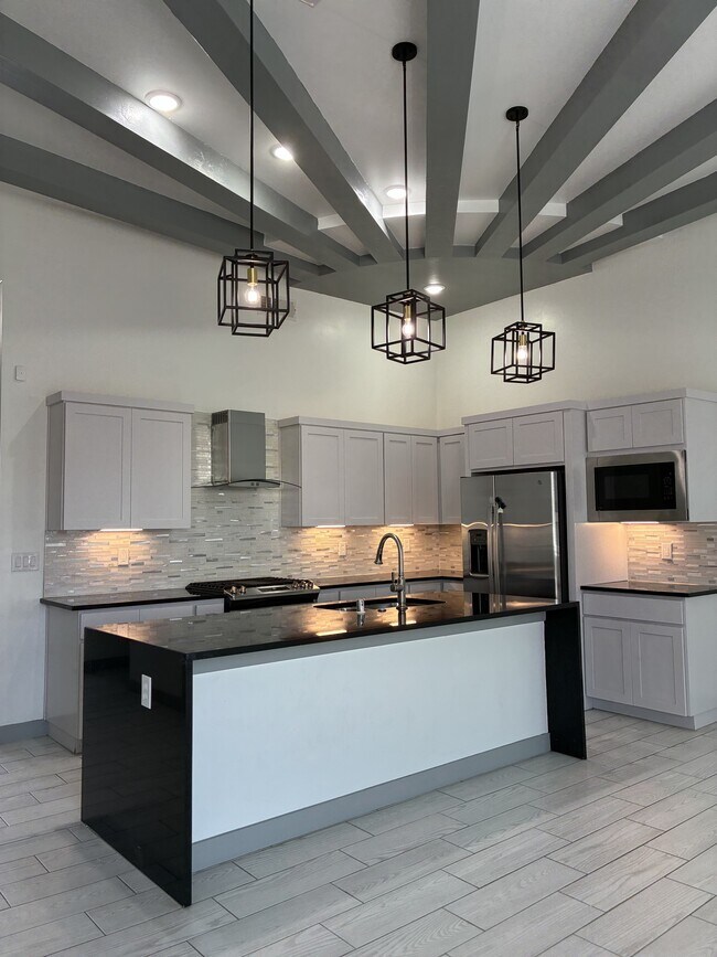 Building Photo - 13840 Paseo de Loma Ct